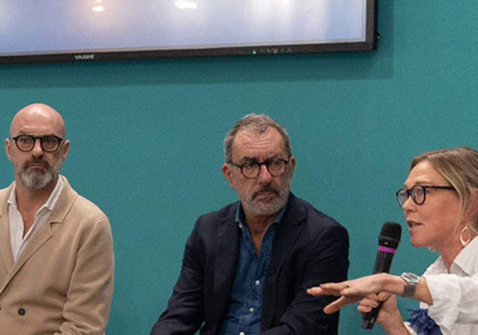 Foto-Host-23_5_Design-Talks-Forme-di-accoglienza-5-mobile